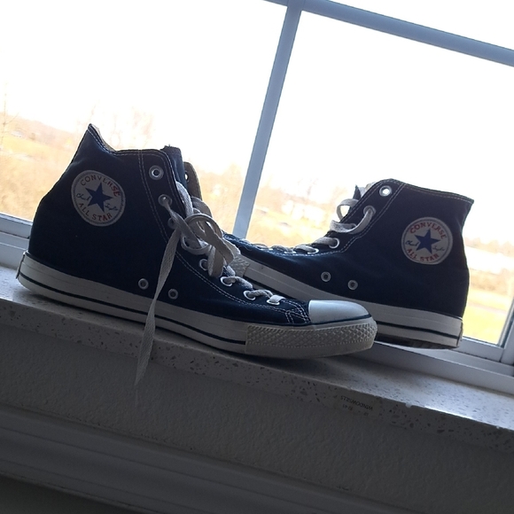 Converse Other - Converse Black Sneakers High-Top Canvas with White Laces